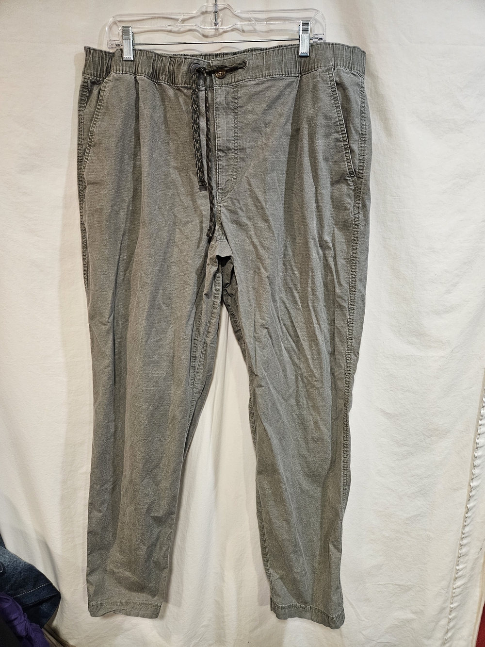 Eddie Bauer Olive Gray Drawcord Jogger Pants